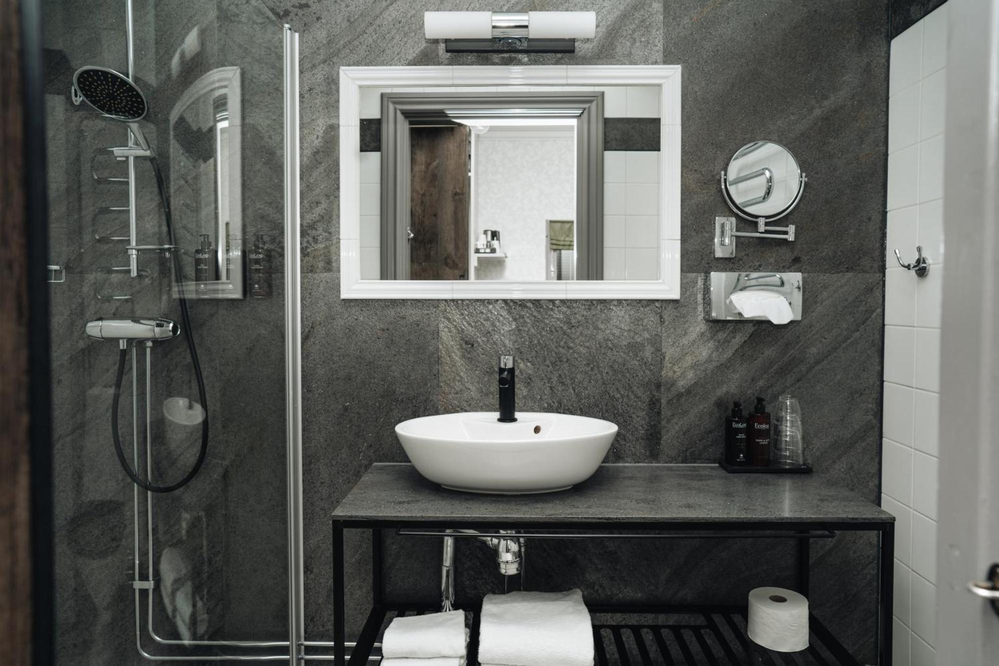 Hoegbo Brukshotell & Spa Sandviken Zewnętrze zdjęcie
